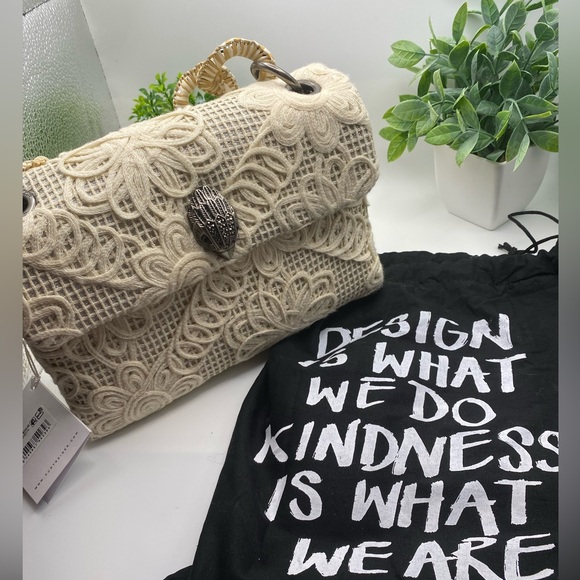 Meet your Posher(s) Ray & Rae - Picture 2 of 16